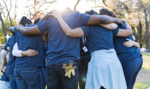 Fifteen Housewarming Party Tips for Valley Homeowners (and Party Go-ers!)